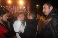 BAŞKAN ÖZCAN GENÇLERİ BARIŞTIRDI