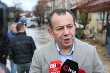 BAŞKAN ÖZCAN'DAN KARAYOLLARINA TEPKİ