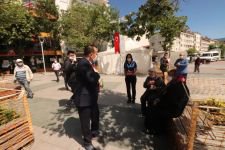BAŞKAN VATANDAŞLARIN BAYRAMINI KUTLADI