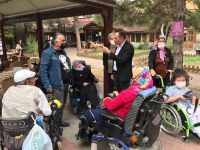 BOLU BELEDİYESİ ENGELLİLERİ YALNIZ BIRAKMIYOR