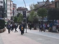 BOLU HALKI CADDEYE AKIN ETTİ