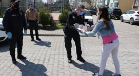 BOLU'DA POLİSLERE PASTALI SÜRPRİZ