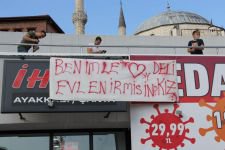 CADDE ORTASINDA EVLENME TEKLİFİ