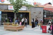 CADDEDE RENKLİ GÖRÜNTÜLER