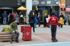 CADDEDE RENKLİ GÖRÜNTÜLER