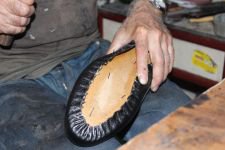 “ÇEKİCİMİN UCUYLA HAYATA TUTUNDUM”