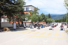 CEMAAT YOLDA NAMAZ KILDI