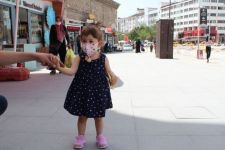 ÇOCUKLAR CADDEYİ ŞENLENDİRDİ