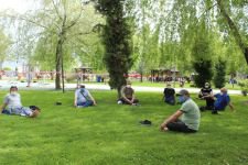 SOKAKLAR BUGÜN YAŞLILARINDI