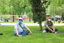 SOKAKLAR BUGÜN YAŞLILARINDI