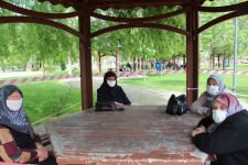 SOKAKLAR BUGÜN YAŞLILARINDI