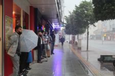 EVLER SU ALTINDA KALDI