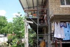 FELÇLİ EŞİ İÇİN ASANSÖR YAPTI