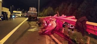 FRENİ PATLAYAN KAMYON 8 ARACI BİÇTİ