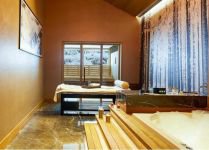 GECELİĞİ 80 BİN TL'YE OTEL