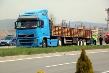 SÜRÜCÜLER BİRBİRİNİ SUÇLADI