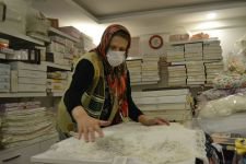 KADRİYE TEYZE DÜKKANINA KAVUŞTU