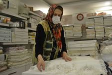 KADRİYE TEYZE DÜKKANINA KAVUŞTU