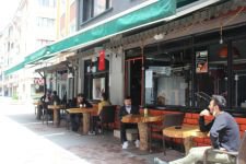 KAFE VE RESTORANLAR AÇILDI