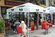 KAFE VE RESTORANLAR AÇILDI