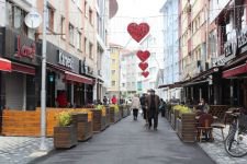 KAFE VE RESTORANLAR AÇILDI