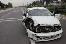 KARŞI ŞERİDE GEÇEREK DURABİLDİ !