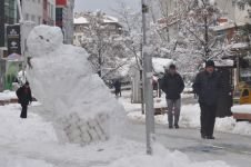 KENT MERKEZİ  BEMBEYAZ OLDU