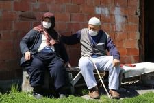 KORONA'YI YENEN YAŞLI ÇİFT ANLATTI..