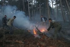 KÖYDE YANGIN PANİĞİ