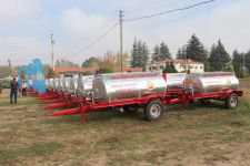 KÖYLERE ÇOK AMAÇLI SU TANKERİ DAĞITILDI