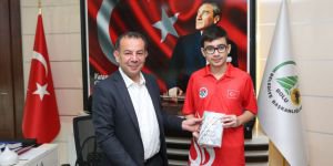 LGS ŞAMPİYONUNDAN BAŞKAN ÖZCAN’A ZİYARET