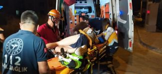 LİSELİ GENCİN BACAĞINA DEMİR SAPLANDI