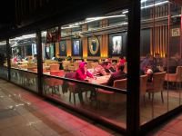 MOONLİGHT KAFE&RESTORAN YENİ YÜZÜYLE BEĞENİ TOPLADI