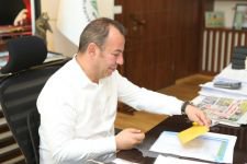 ÖĞRENCİLERDEN ALKIŞLANACAK HAREKET