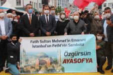 "AYASOFYA BU MİLLETİN KANAYAN YARASIYDI"
