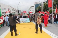 "AYASOFYA BU MİLLETİN KANAYAN YARASIYDI"