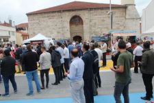 "AYASOFYA BU MİLLETİN KANAYAN YARASIYDI"