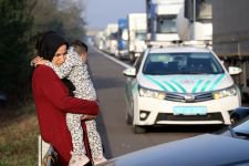 PARK HALİNDEKİ OTOMOBİLE ÇARPTI