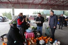 PAZAR ESNAFINA SICAK İKRAM