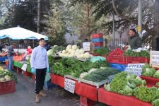 PAZARLARDA KORONA VİRÜS TEDBİRİ