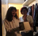 POLİSTEN GENÇ KIZA SÜRPRİZ DOĞUM GÜNÜ