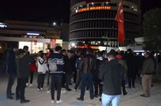 ŞEHİTLER İÇİN YÜRÜDÜLER