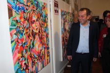 SERGİ GÖZ KAMAŞTIRDI