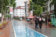 ŞİDDETLİ YAĞMUR HAYATI OLUMSUZ ETKİLEDİ