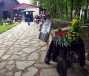 SON YOLCULUĞUNA UĞURLANDI..