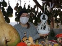 SU KABAĞINDAN SANAT ÇIKARIYOR