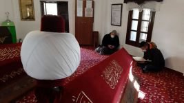 TEPKİ ÇEKEN TENTE SÖKÜLDÜ !