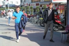 VATANDAŞ NE GİYECEĞİNİ BİLEMİYOR