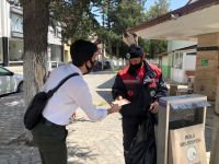 VATANDAŞLARA KAHVE İKRAM ETTİLER