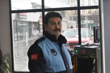 VATANDAŞLARIN ATEŞİNİ ÖLÇÜYOR